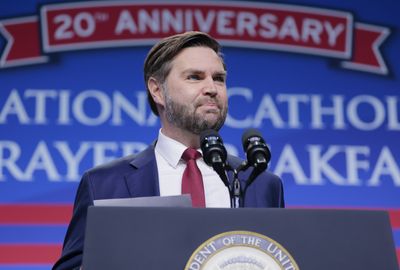 JD's sad book tour shows why he's losing
