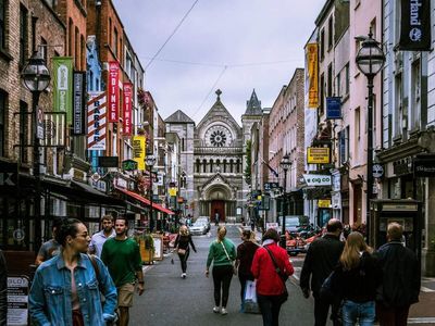 UK to intensify crackdown on illegal migrants in Northern Ireland