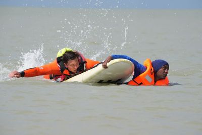French fire service rescues migrants from Channel amid strong current warnings