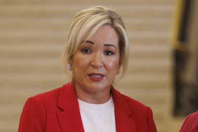 O’Neill questions timing of social media ban for under-16s