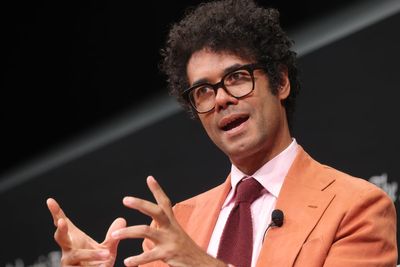 TV comic Richard Ayoade involved in serious car crash in south London