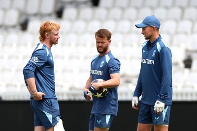 Two England players to make debut in second Test against New Zealand amid major reshuffle