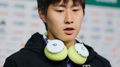 Beats' mystery headphones just appeared again and now they look customisable