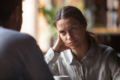 7 Things You Should Never Say on First Dates That End Them Instantly