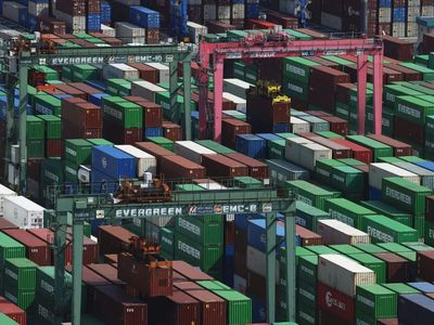 India's exports to US remain flat in May, imports rise 54.43%