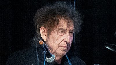"It’s freedom from that lie that anything was ever under control. You don’t chase the parade anymore”: Dylan publishes his thoughts about ageing