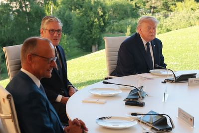 Starmer attends G7 as Trump announces Strait of Hormuz to reopen