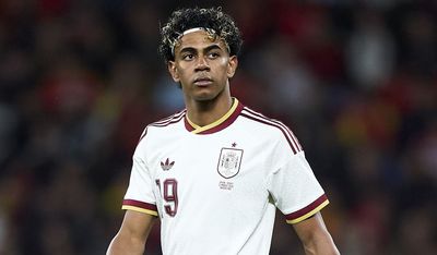 Lamine Yamal fitness concerns addressed by Luis de la Fuente ahead of Spain vs Cape Verde