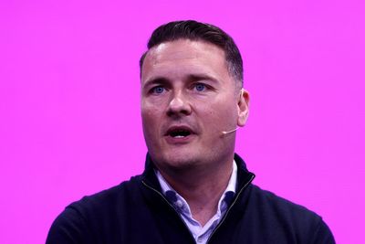 Streeting sets out plans to tear up planning rules and net zero policies if he becomes PM