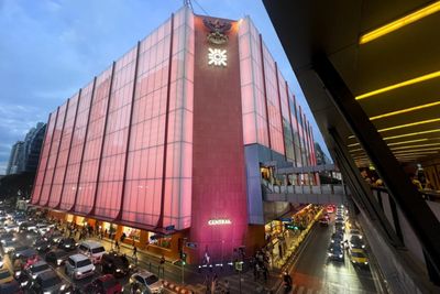 Retail sector shifts into new growth phase