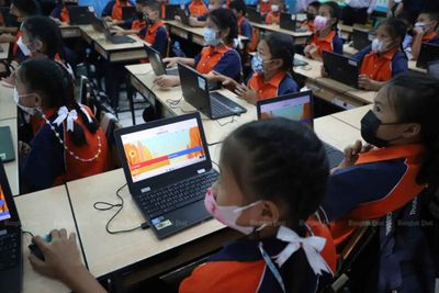 Senator sounds alarm over school textbook shortage