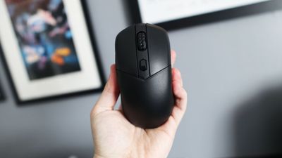MSI Versa 300 Wireless 8K review