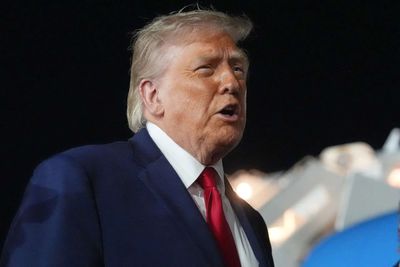 Trump terms $300 billion fund to rebuild Iran as 'fake news'