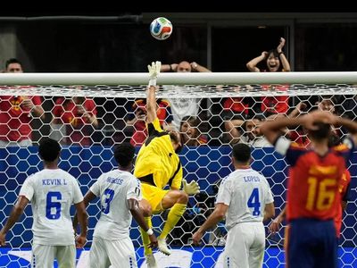 Vozinha: The 'Little Voice' from the streets who stood like a wall to silence Spain at the FIFA World Cup