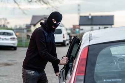 California Drivers: 9 Tips to Protect Your Car from High-Tech Thieves This Summer