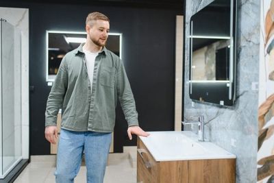 7 Bathroom Mistakes That Scream ‘Bachelor Pad’ to Guests