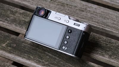 4 of the top 5 cameras in Japan come from a single brand (and it’s not Canon or Sony) as a trendy compact camera returns to #1