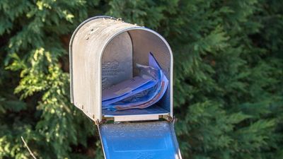 Washington driver smashes through multiple mailboxes. Then they begged a homeowner not to call police