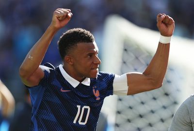 World Cup 2026: Former Arsenal star sends Kylian Mbappe message as France 'superstar' beats his record