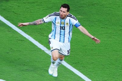 Argentina vs Algeria LIVE: Lionel Messi equals Miroslav Klose’s World Cup record with thrilling hat-trick