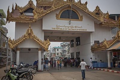 Checkpoint reopening to boost Myanmar trade
