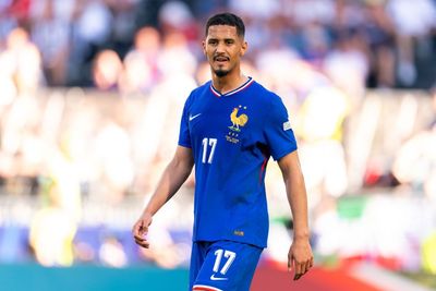 Is William Saliba injured? Injury latest on France defender