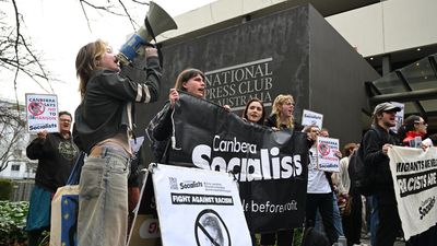 'No to Hanson': protesters crash One Nation speech