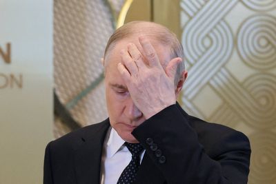 Ukraine-Russia war latest: Zelensky says phone call with Trump and Macron after G7 ‘could change a great deal’