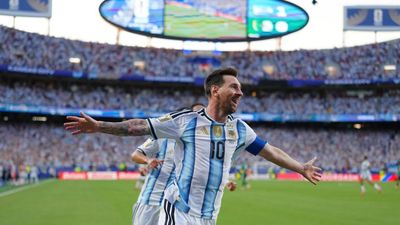 Messi equals World Cup scoring record as Argentina beat Algeria