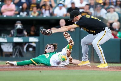 Brandon Lowe's 9th-inning blast completes Pittsburgh Pirates' comeback vs. Athletics
