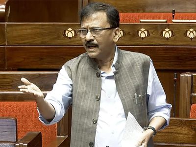 Shiv Sena (UBT) split row deepens as Sanjay Raut alleges Maharashtra MPs offered Rs 50 crore each to switch sides