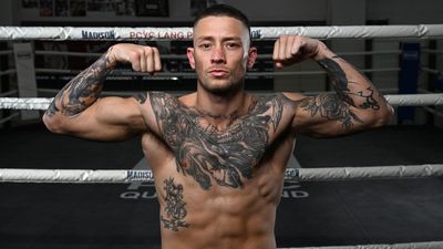Like 'wearing oven mitts': champ eyes 39-year first