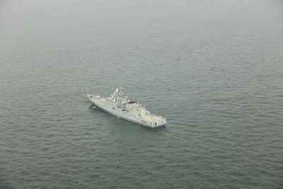 Starmer says Russian warship ‘reckless’ to fire shots near yacht