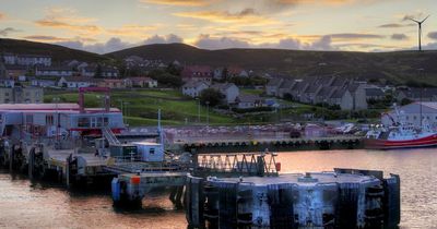 Scottish islands 'may need barges and work camps' for 1500 energy workers