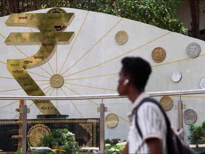 RBI temporarily eases FCNR(B), NRE deposit rate norms to attract overseas funds