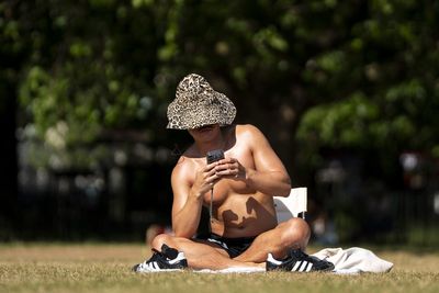 UK heatwave mapped: Latest weather forecasts with temperatures set to hit 32C at weekend