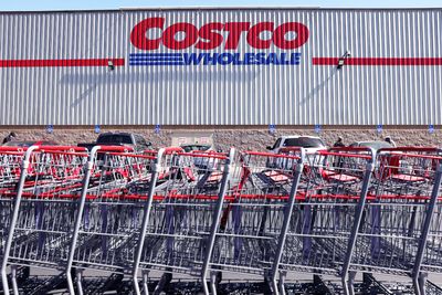 Costco fights rotisserie chicken lawsuit