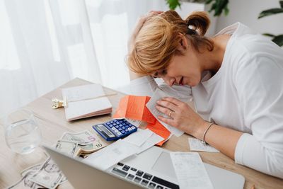 Financial Stress Is Measurably Damaging Middle-Aged American Brains — New International Study Links Economic Decline to Cognitive Harm