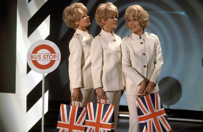 Last surviving Beverley Sisters singer Teddie Beverley dead at 99