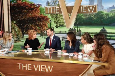 “The View” exposes flaw of Vance's act