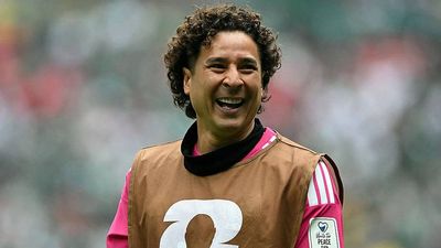 Mexico’s World Cup Record-Breaker Quitting Soccer After Tournament