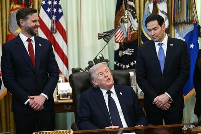 Trump grilled Murdoch on whether he preferred Vance or Rubio - as they were all sat together, report says