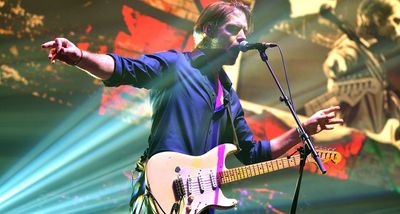 “In musical hierarchies, there was Thom Yorke and Jonny Greenwood, and I was like, ‘Where am I?’” Ed O’Brien opens up on his guitar insecurities in Radiohead