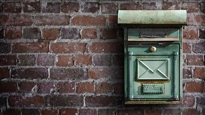 Missouri postal worker says he found a gun inside a mailbox, and reveals the mistake he made before calling his supervisor