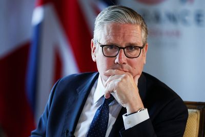 Starmer tight-lipped on whether Britain should rejoin EU despite pressure from Burnham and Streeting