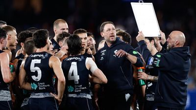 Unbeaten Carlton caretaker coach shuns finals talk