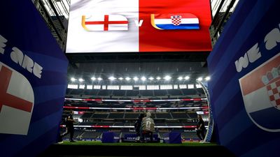Who is the referee for England vs Croatia?