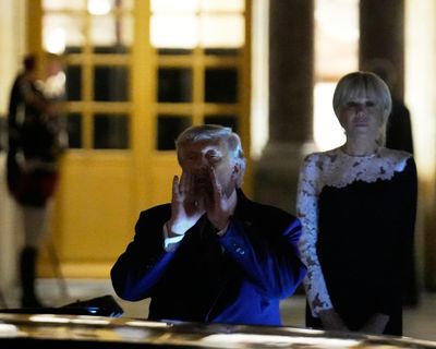 Trump news at a glance: Donald Trump surrenders himself to Iran deal