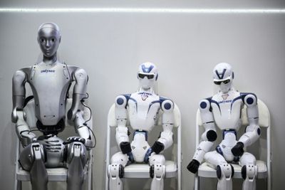 Robots pour cocktails and run marathons, but still can't multitask