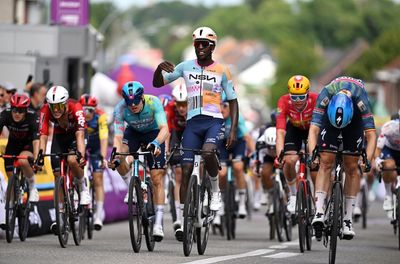 Baloise Belgium Tour: Biniam Girmay wins opener in hotly contested bunch sprint
